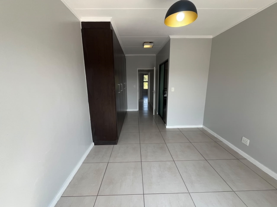 To Let 2 Bedroom Property for Rent in Kyalami Hills Gauteng