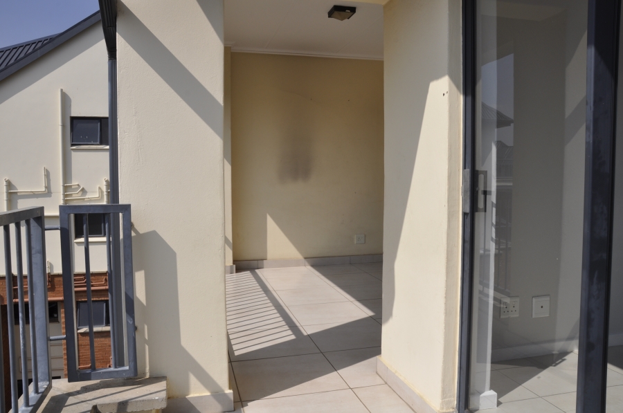 To Let 2 Bedroom Property for Rent in Kyalami Hills Gauteng