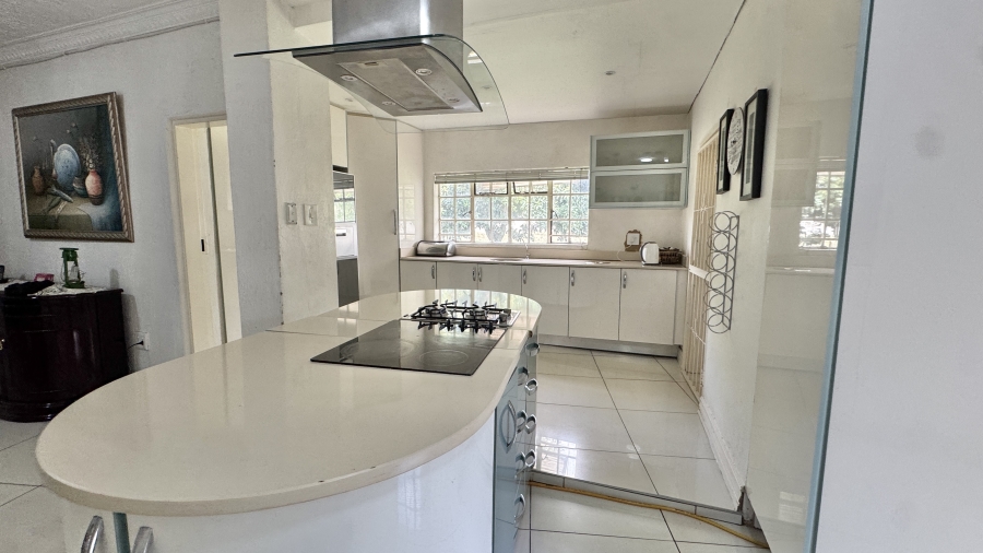 6 Bedroom Property for Sale in President Park Gauteng