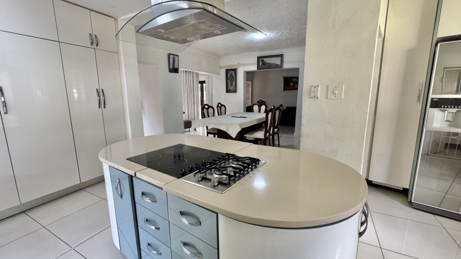 6 Bedroom Property for Sale in President Park Gauteng