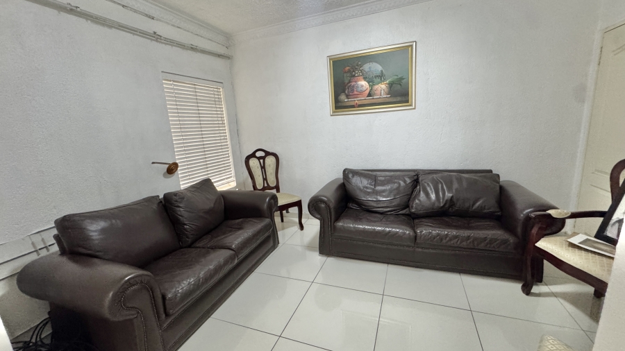 6 Bedroom Property for Sale in President Park Gauteng