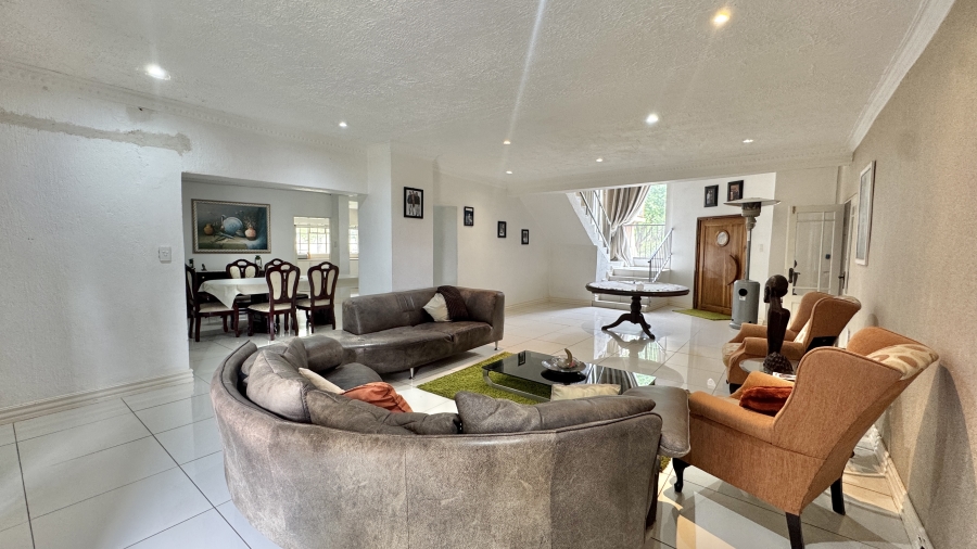 6 Bedroom Property for Sale in President Park Gauteng
