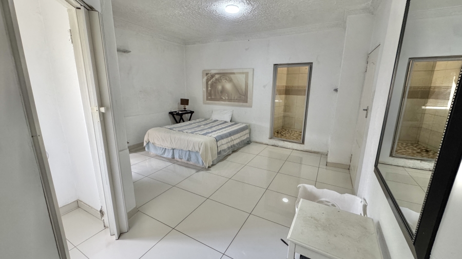 6 Bedroom Property for Sale in President Park Gauteng
