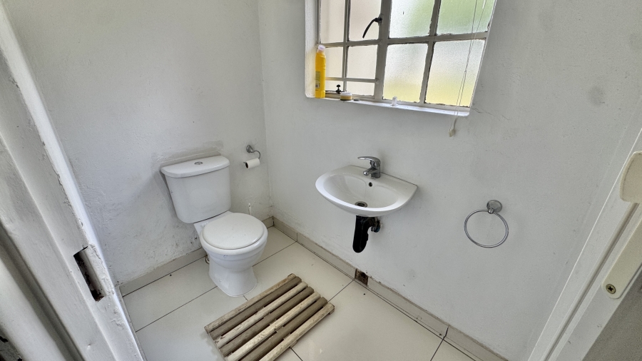 6 Bedroom Property for Sale in President Park Gauteng