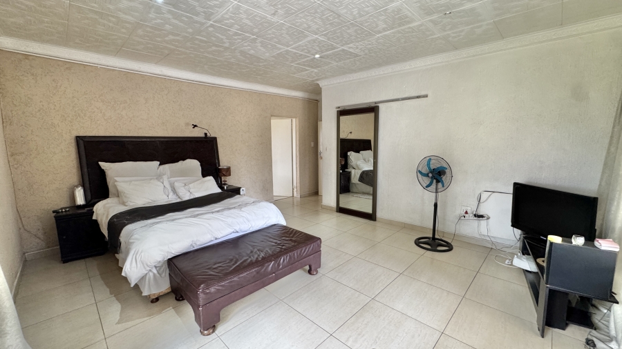 6 Bedroom Property for Sale in President Park Gauteng