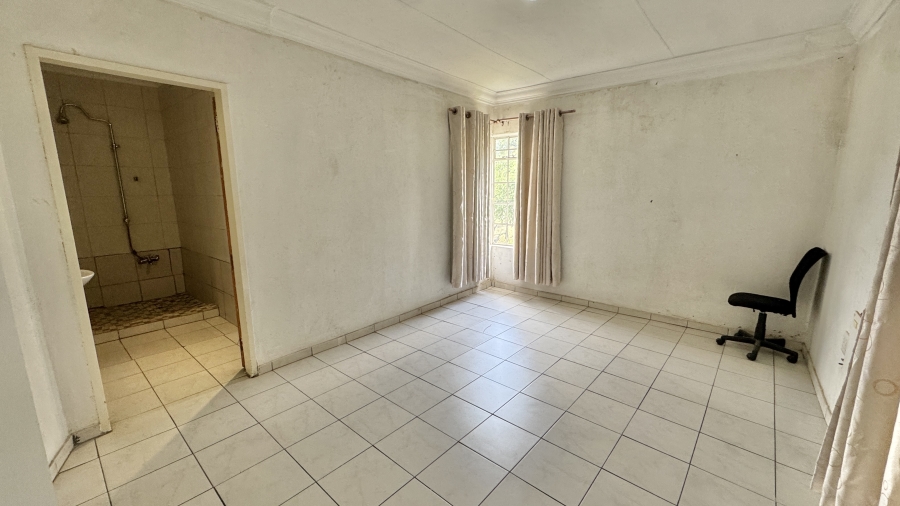 6 Bedroom Property for Sale in President Park Gauteng