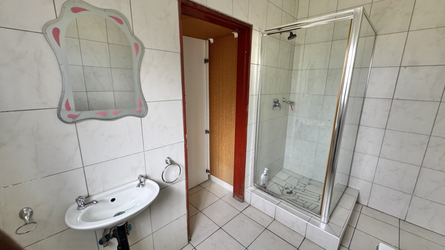 6 Bedroom Property for Sale in President Park Gauteng