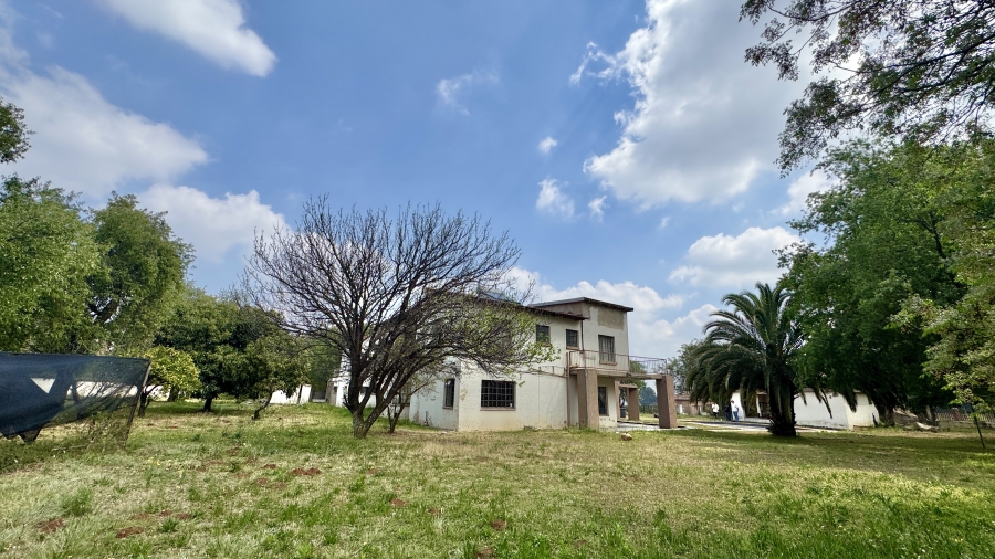 6 Bedroom Property for Sale in President Park Gauteng