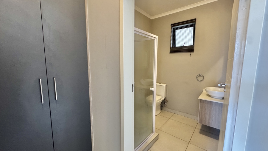 1 Bedroom Property for Sale in Carlswald Gauteng