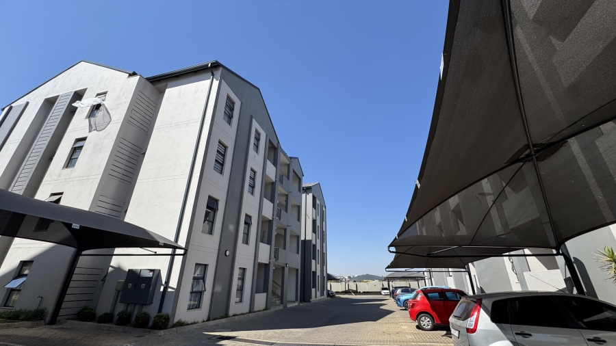 1 Bedroom Property for Sale in Carlswald Gauteng