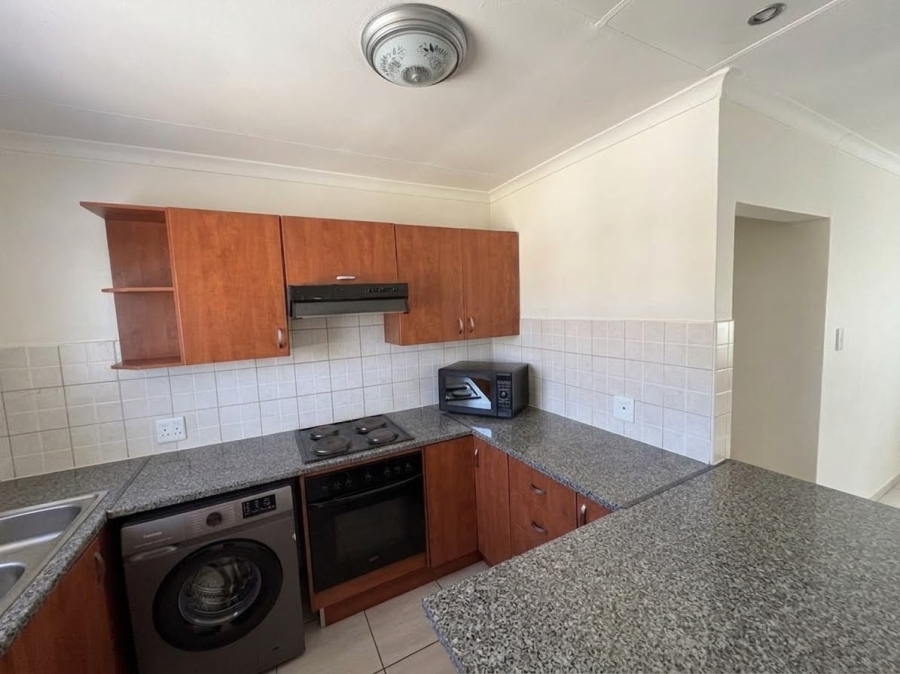 2 Bedroom Property for Sale in Halfway Gardens Gauteng