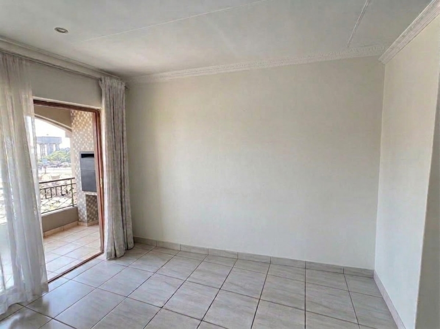 2 Bedroom Property for Sale in Halfway Gardens Gauteng