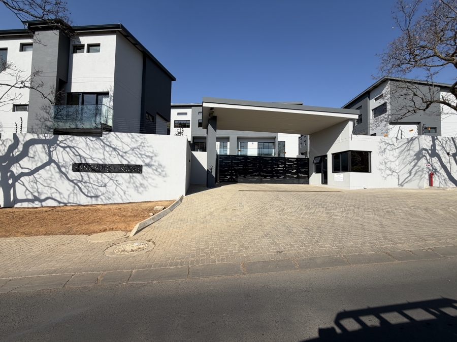 3 Bedroom Property for Sale in Hurlingham Gauteng