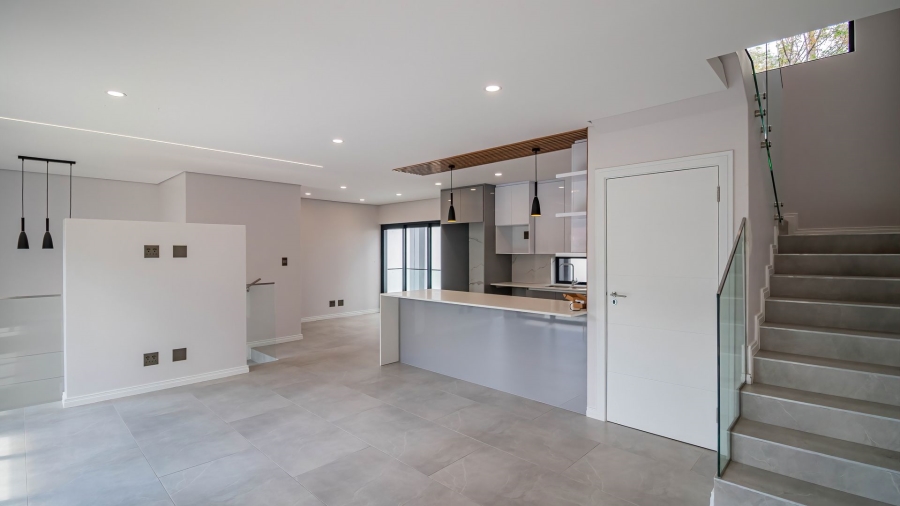 3 Bedroom Property for Sale in Hurlingham Gauteng