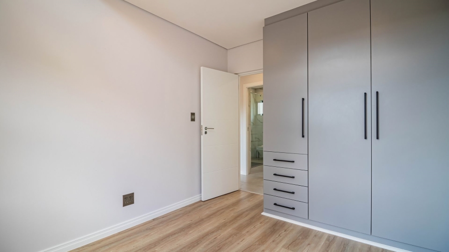 3 Bedroom Property for Sale in Hurlingham Gauteng