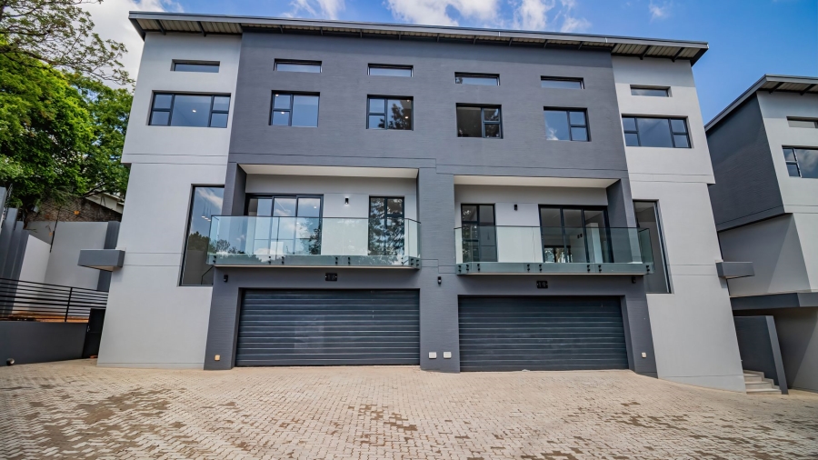 3 Bedroom Property for Sale in Hurlingham Gauteng