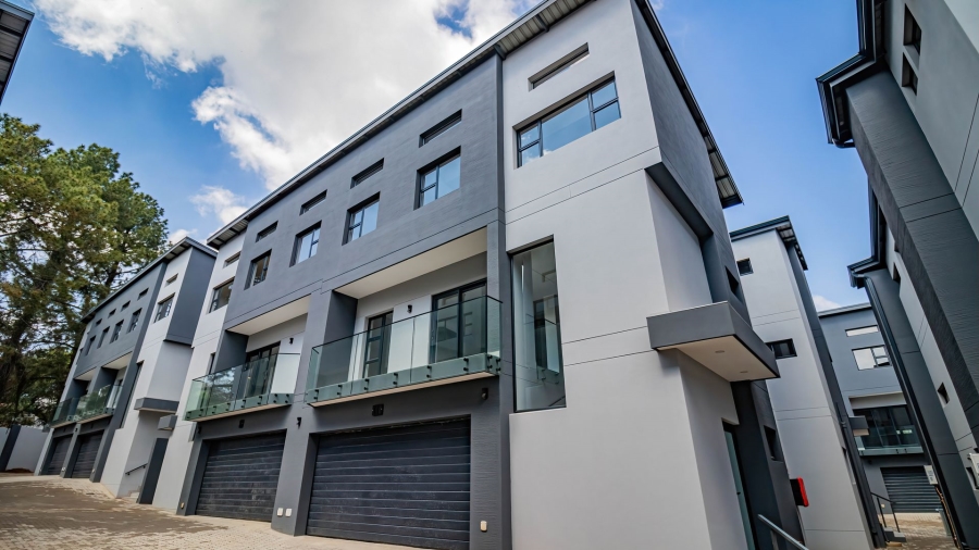 3 Bedroom Property for Sale in Hurlingham Gauteng