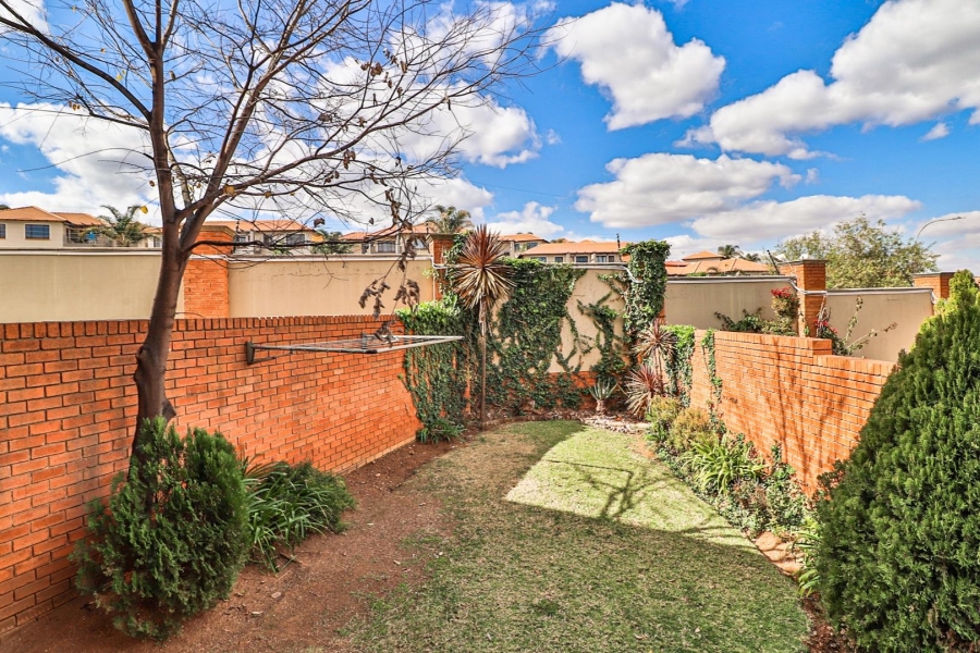 3 Bedroom Property for Sale in Glenvista Gauteng