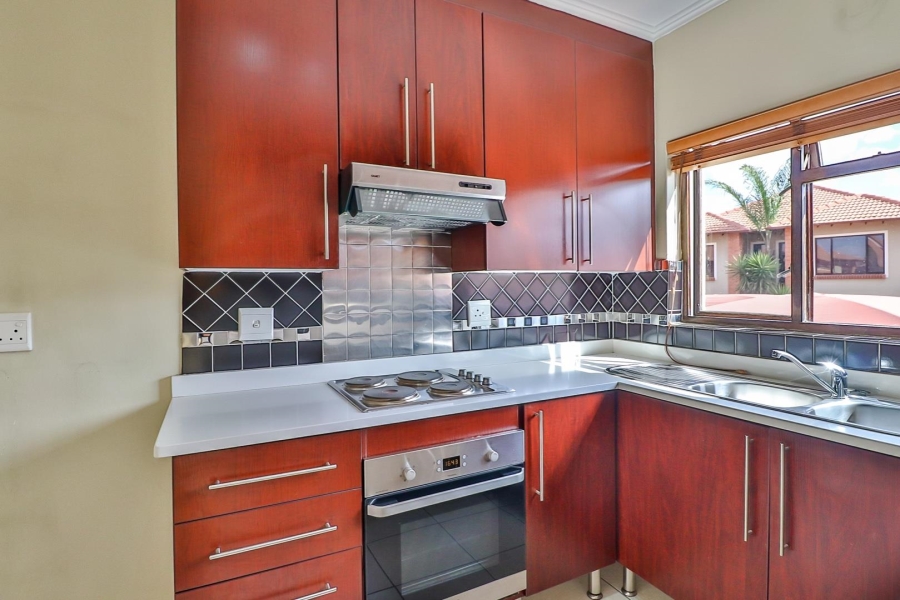 3 Bedroom Property for Sale in Glenvista Gauteng