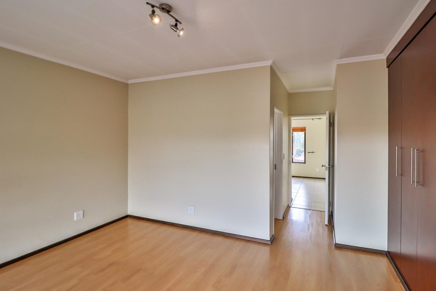 3 Bedroom Property for Sale in Glenvista Gauteng