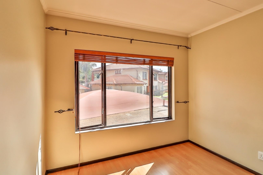 3 Bedroom Property for Sale in Glenvista Gauteng