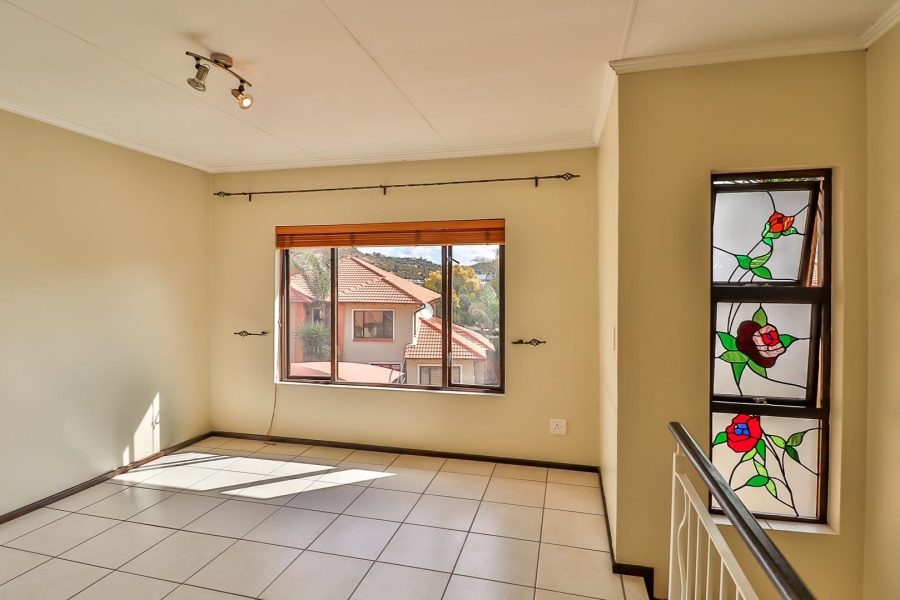 3 Bedroom Property for Sale in Glenvista Gauteng