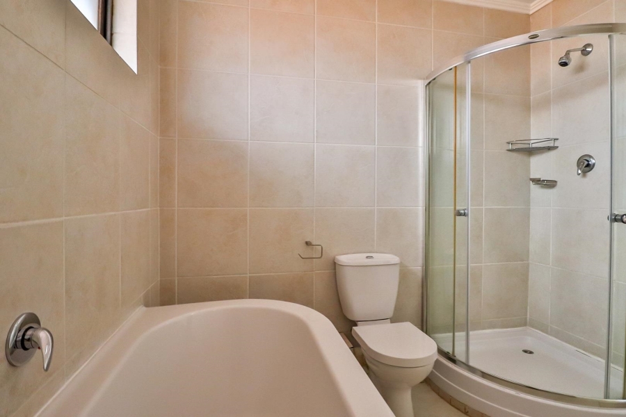 3 Bedroom Property for Sale in Glenvista Gauteng