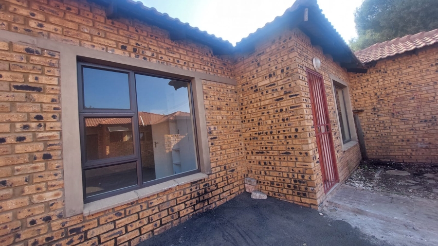 3 Bedroom Property for Sale in Greenhills Gauteng