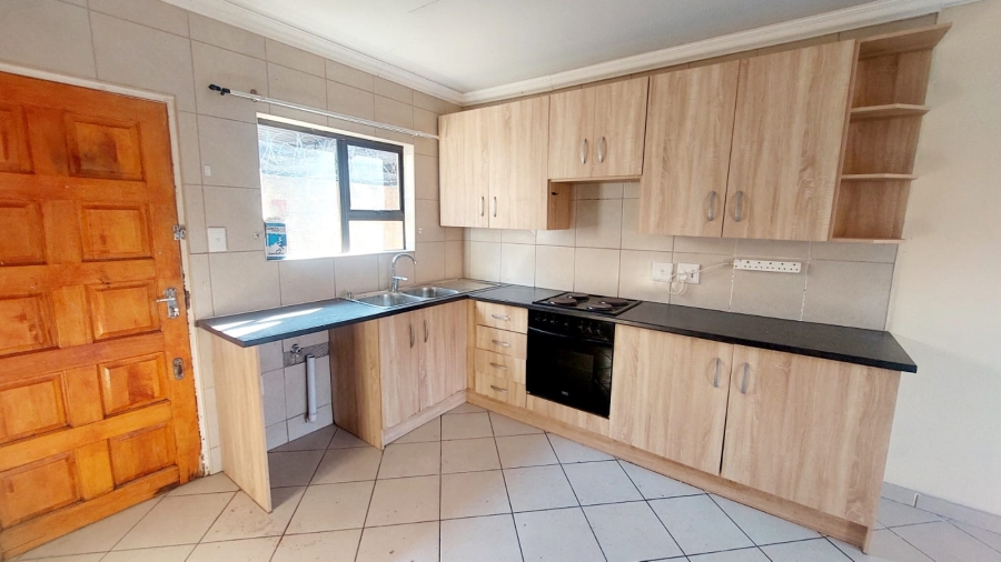 3 Bedroom Property for Sale in Greenhills Gauteng