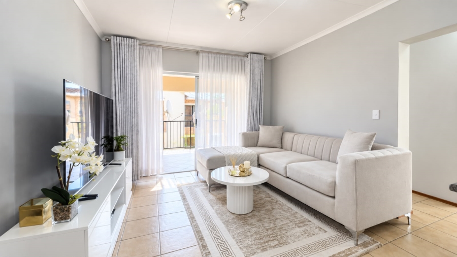 To Let 2 Bedroom Property for Rent in North Riding Gauteng