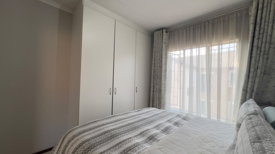 To Let 2 Bedroom Property for Rent in North Riding Gauteng