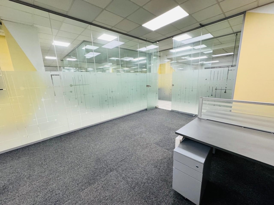 To Let Commercial Property for Rent in Midridge Park Gauteng