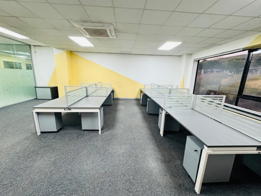To Let Commercial Property for Rent in Midridge Park Gauteng