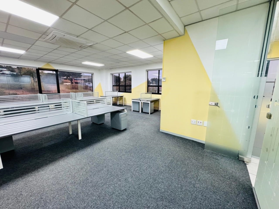 To Let Commercial Property for Rent in Midridge Park Gauteng