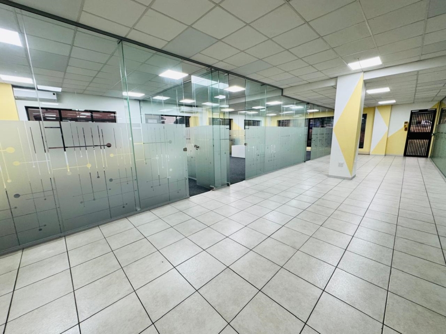 To Let Commercial Property for Rent in Midridge Park Gauteng