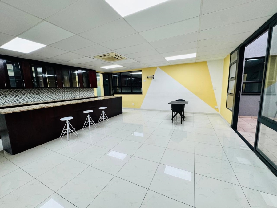 To Let Commercial Property for Rent in Midridge Park Gauteng