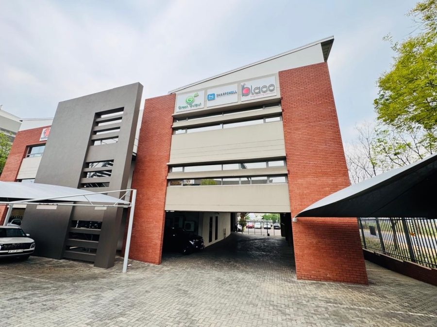 To Let Commercial Property for Rent in Midridge Park Gauteng
