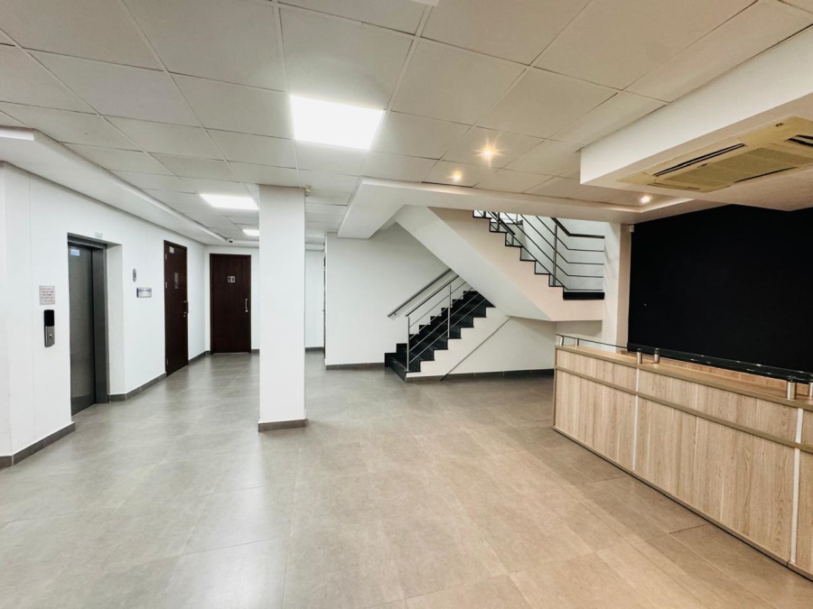To Let Commercial Property for Rent in Midridge Park Gauteng