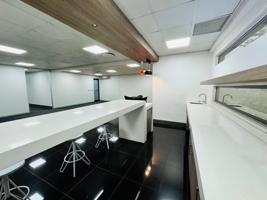 To Let Commercial Property for Rent in Midridge Park Gauteng