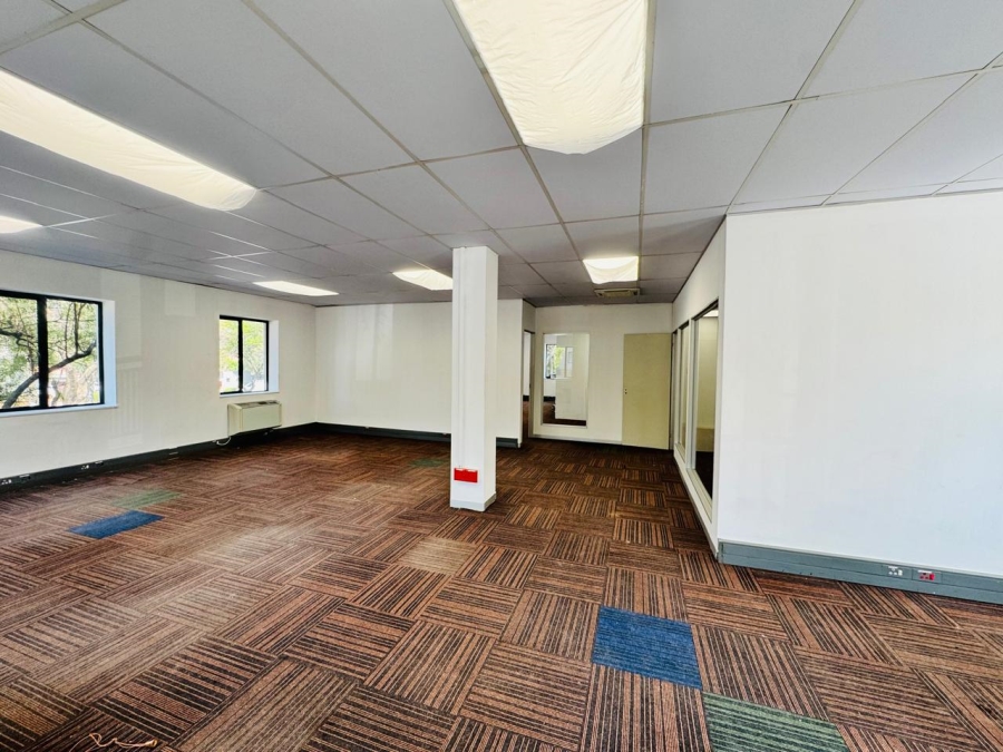 To Let Commercial Property for Rent in Vorna Valley Gauteng