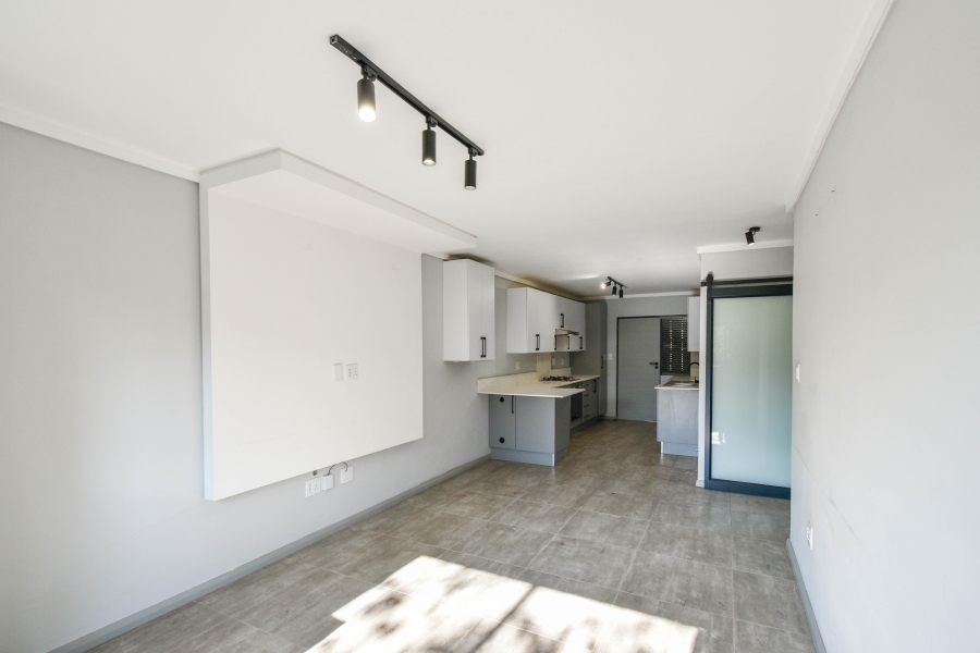 2 Bedroom Property for Sale in Alphen Park Gauteng