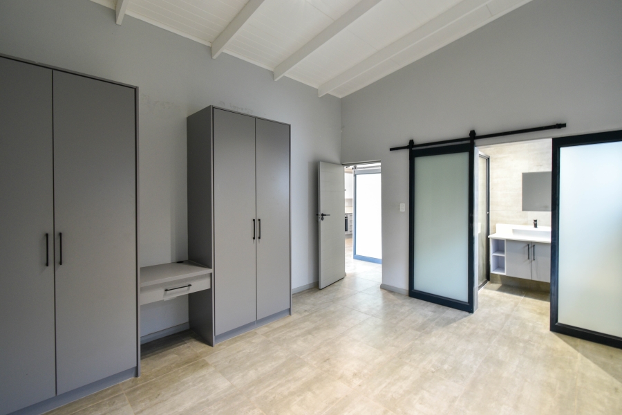 2 Bedroom Property for Sale in Alphen Park Gauteng