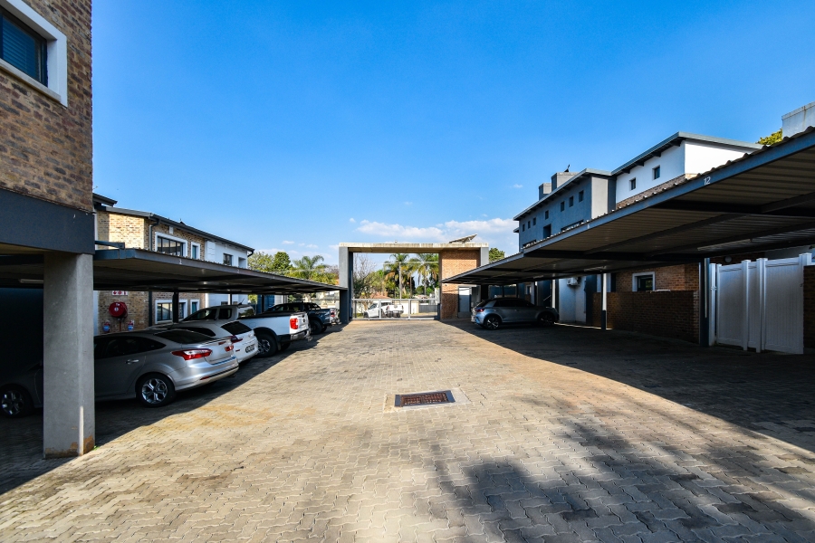 2 Bedroom Property for Sale in Alphen Park Gauteng