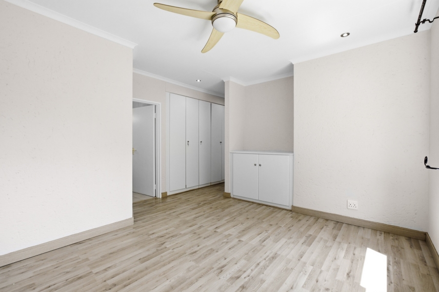 To Let 3 Bedroom Property for Rent in Fourways Gardens Gauteng