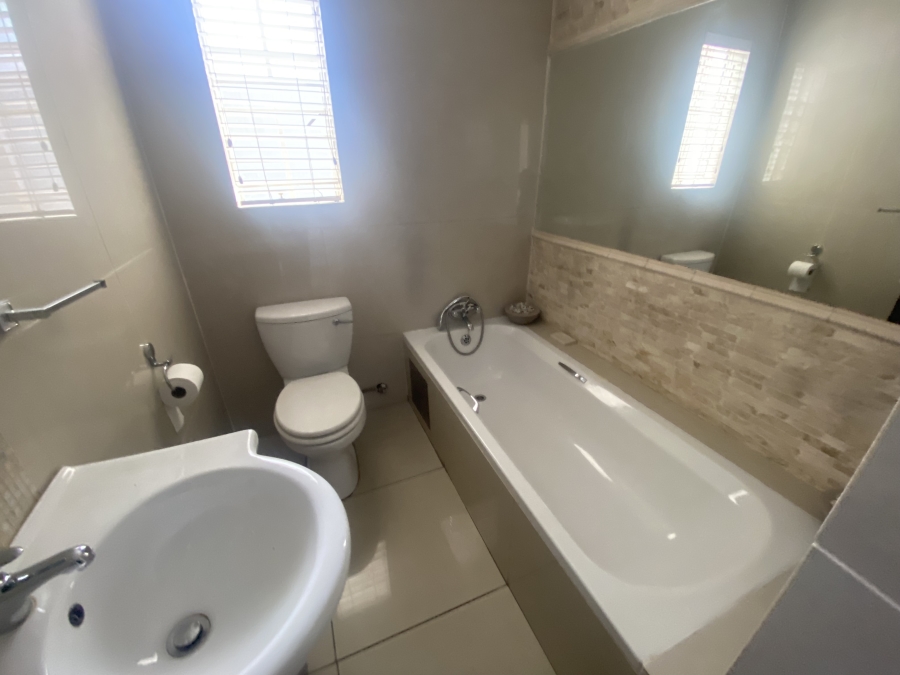 To Let 3 Bedroom Property for Rent in Elardus Park Gauteng