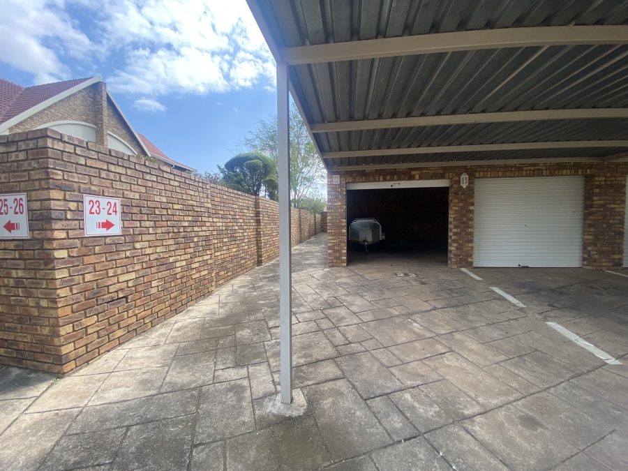 To Let 3 Bedroom Property for Rent in Elardus Park Gauteng
