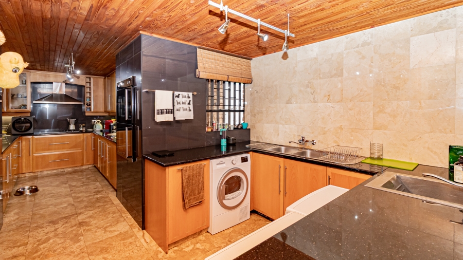 4 Bedroom Property for Sale in Newlands Gauteng