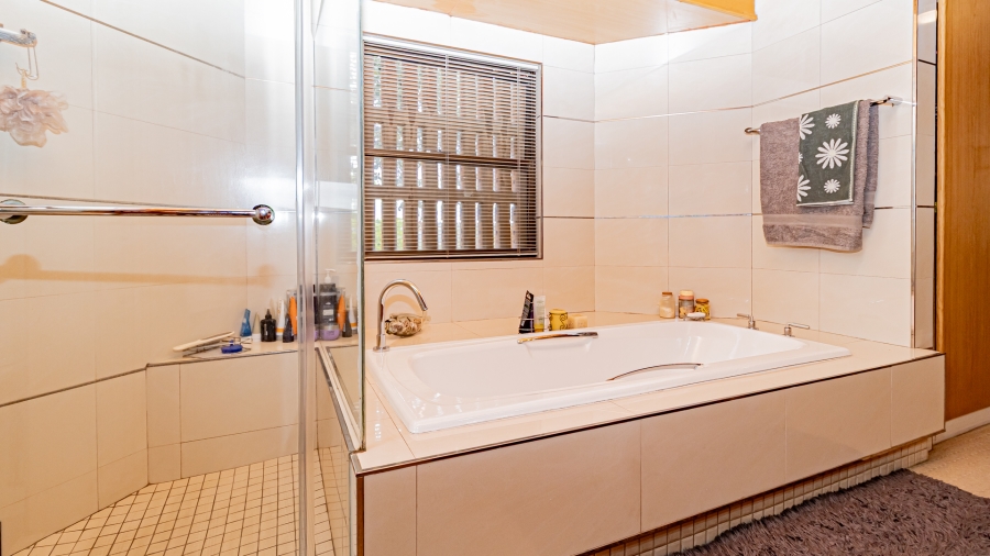 4 Bedroom Property for Sale in Newlands Gauteng