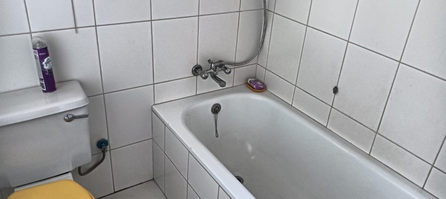 To Let 4 Bedroom Property for Rent in Edleen Gauteng