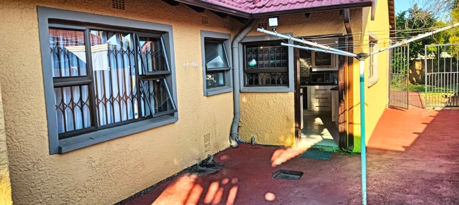 To Let 4 Bedroom Property for Rent in Edleen Gauteng